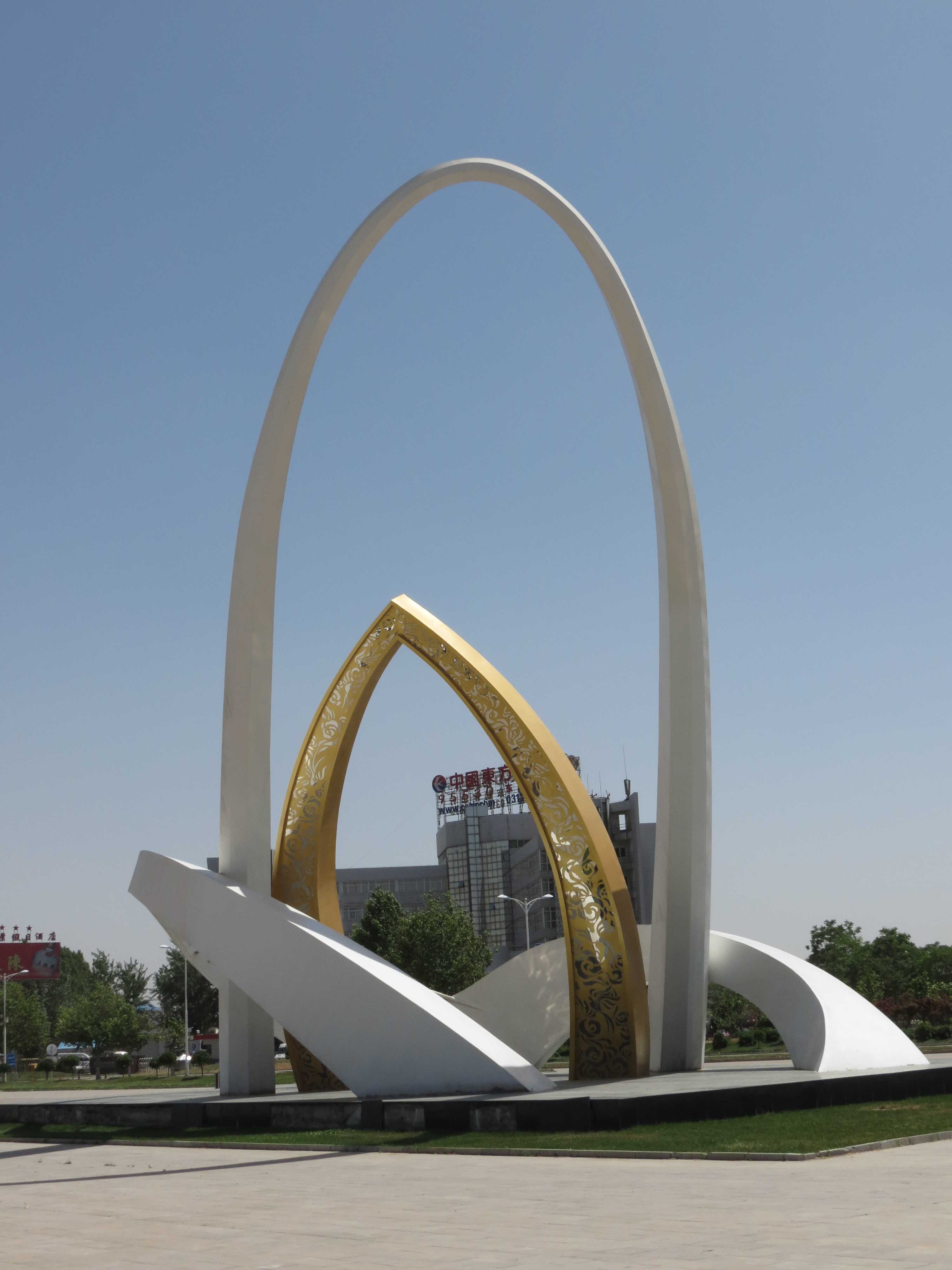 機(jī)場景觀雕塑，大型廣場標(biāo)志，廣場大型雕塑