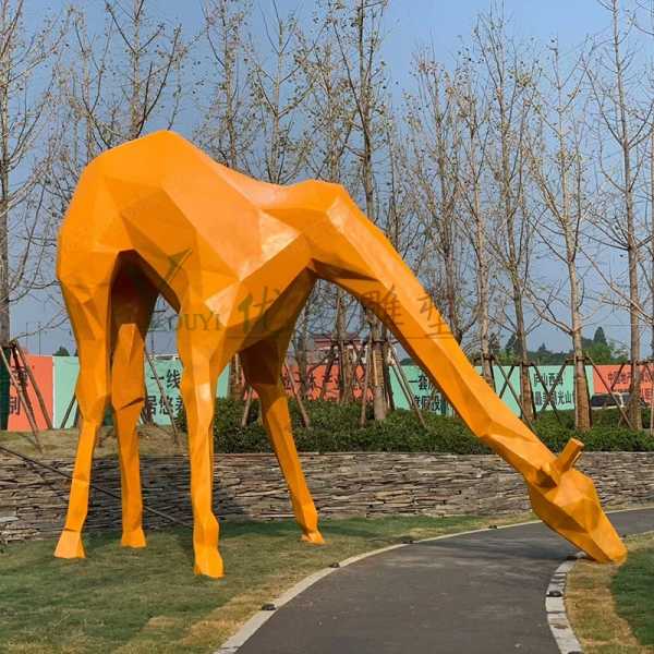 園林景觀雕塑擺放的時(shí)候要考慮哪些方面呢？