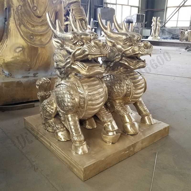 銅麒麟擺件，風(fēng)水麒麟擺件，傳統(tǒng)麒麟雕塑
